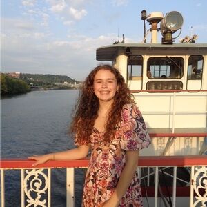 Meet your Posher, Sidney